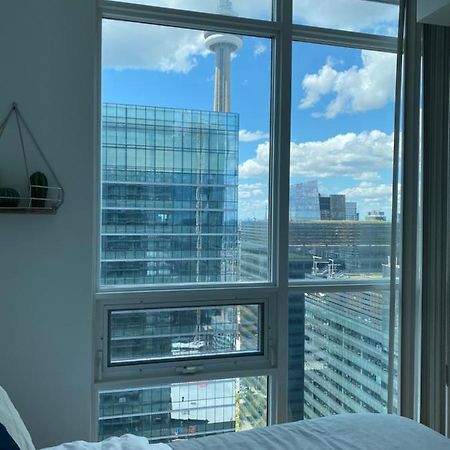 Toronto Cn Tower Maple Leaf Square Luxurious 2 Bedroom Condo Екстериор снимка