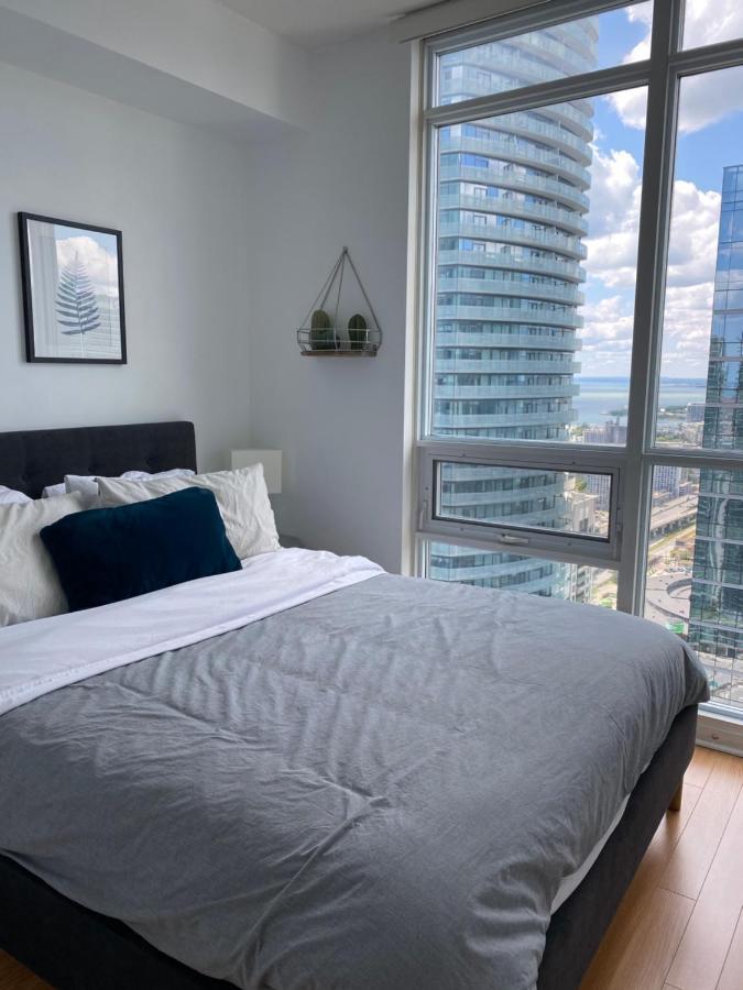 Toronto Cn Tower Maple Leaf Square Luxurious 2 Bedroom Condo Екстериор снимка