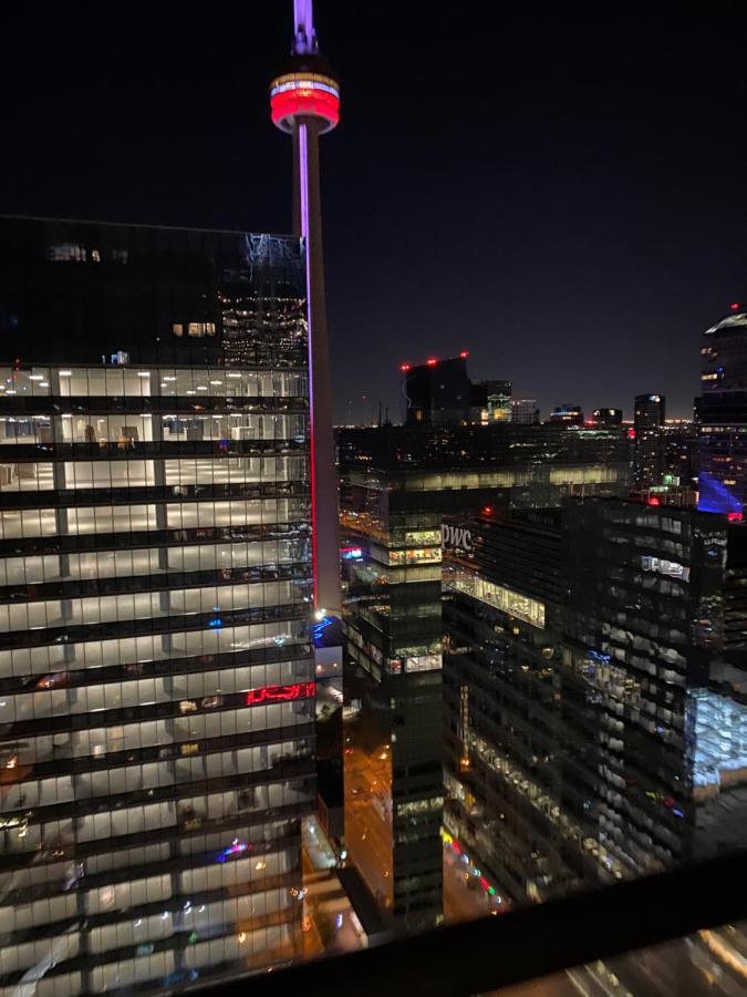 Toronto Cn Tower Maple Leaf Square Luxurious 2 Bedroom Condo Екстериор снимка
